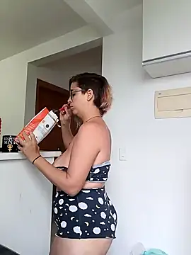 Escarlate4you  online show from 12.05.24