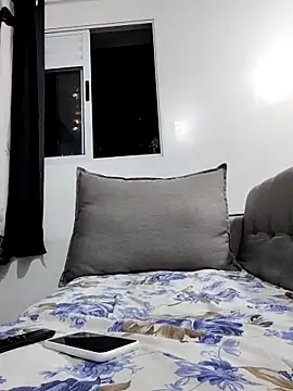 Bella Anjoss online show from 04.09.26