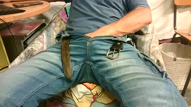 Giulio35 Pika online show from 09.28.25