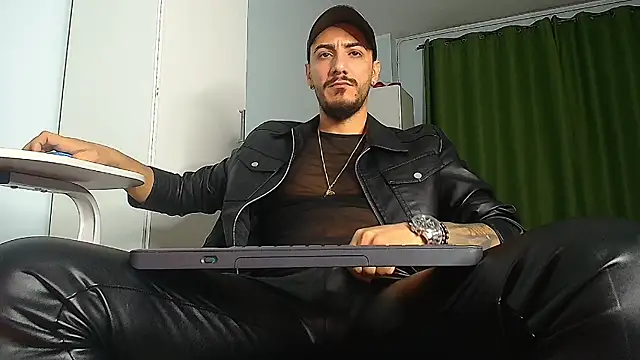 AndrewBanner online show from 10.06.25