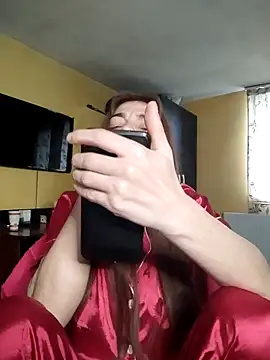 Snapshot of AntoniaHottie chatting on 03.27.26 AntoniaHottie online show from 03.27.26