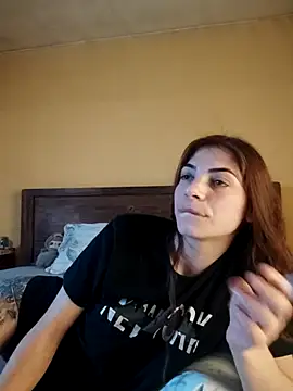 Snapshot of AntoniaHottie chatting on 04.01.26 AntoniaHottie online show from 04.01.26