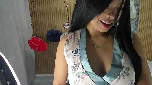 Lili 16 online show from 09.12.25