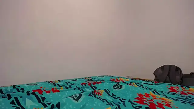 Snapshot of GiveLove1 chatting on 01.01.25 GiveLove1 online show from 01.01.25