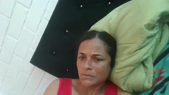 Snapshot of GiveLove1 chatting on 03.08.25 GiveLove1 online show from 03.08.25