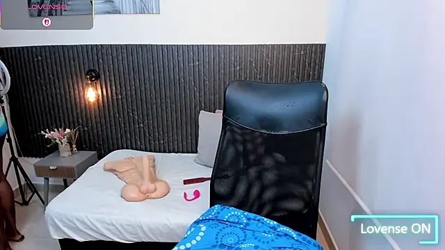 chanel brunette online show from 01.10.26