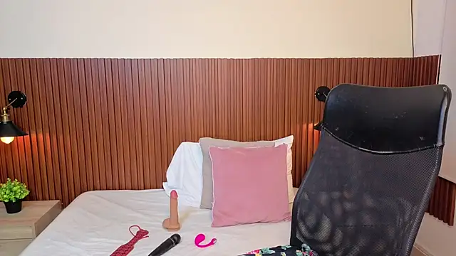 chanel brunette online show from 02.19.26