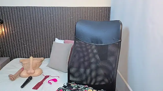 chanel brunette online show from 02.27.26