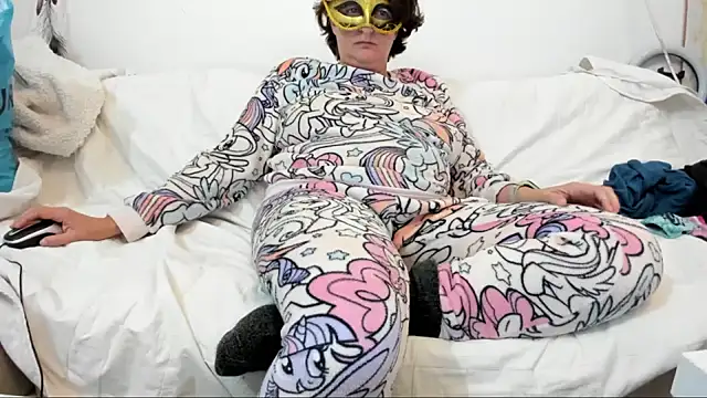 Snapshot of IsraeliMilf chatting on 01.03.25 IsraeliMilf online show from 01.03.25