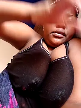 queennapal online show from 02.26.26