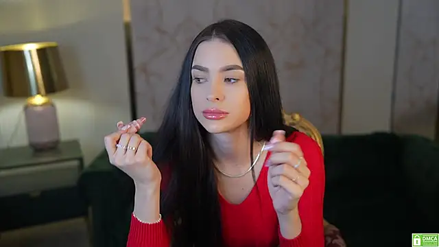 Tina Breeze online show from 02.04.25