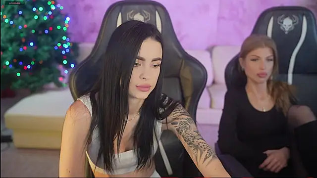 Snapshot of Tina_Breeze chatting on 01.16.26 Tina Breeze online show from 01.16.26