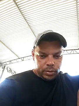 Snapshot of Widson321 chatting on 10.01.25 Widson321 online show from 10.01.25