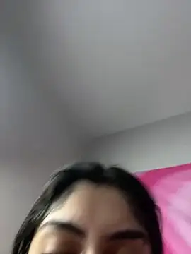 Snapshot of ThickerThanYoBitch chatting on 01.19.25 ThickerThanYoBitch online show from 01.19.25