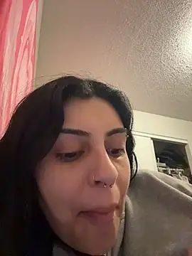 ThickerThanYoBitch online show from 02.06.26