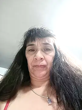 Snapshot of biancchi chatting on 04.23.26 biancchi online show from 04.23.26