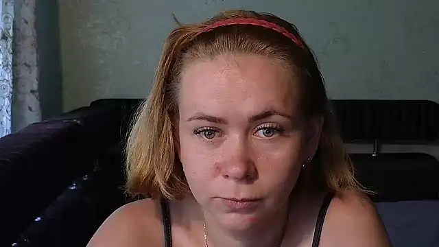Riley Roo online show from 06.30.26
