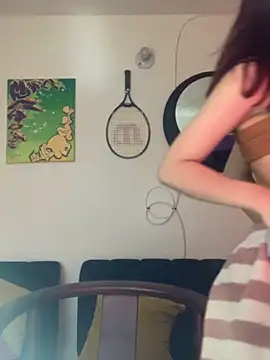 SuzzyyM online show from 03.21.26