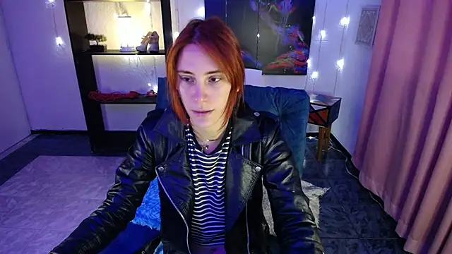 IsaBaileys  online show from 01.20.25