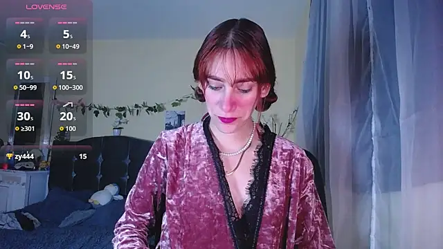 IsaBaileys  online show from 02.11.26