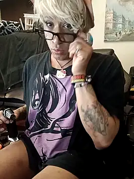 Mune Raez 6 online show from 11.20.25