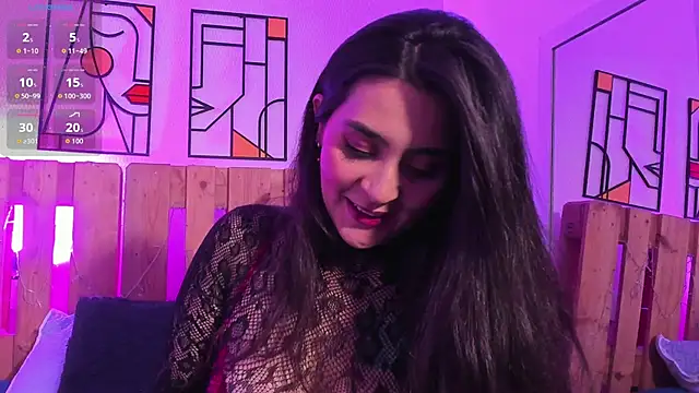 Snapshot of emily_amaya chatting on 04.30.26 emily amaya online show from 04.30.26