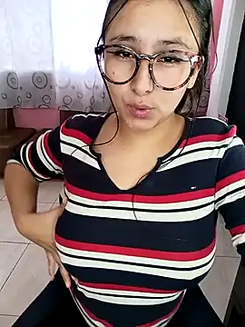 Cute Penelope online show from 01.17.25