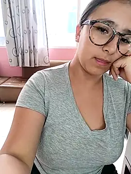 Cute Penelope online show from 02.04.25