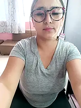 Cute Penelope online show from 02.25.25