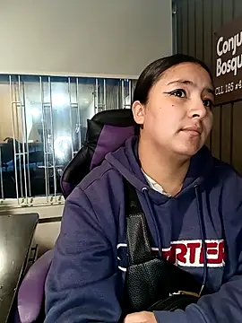 Cute Penelope online show from 11.21.25