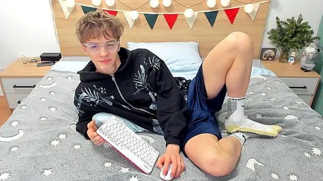 Fandi 777 online show from 12.27.24