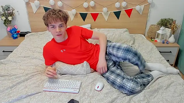 Fandi 777 online show from 03.03.25