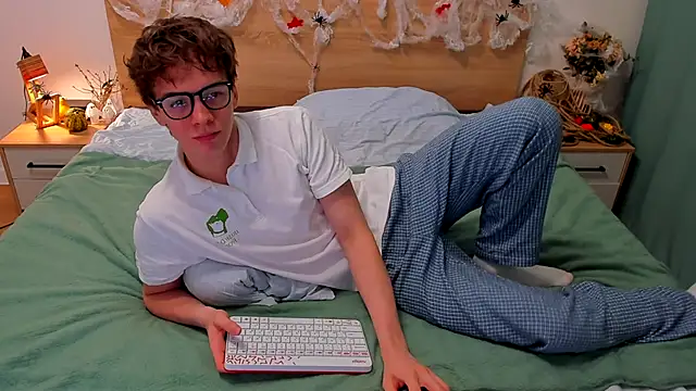 Fandi 777 online show from 11.07.25