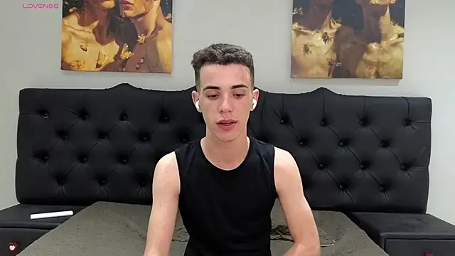 Cristian Delgado online show from 12.28.24