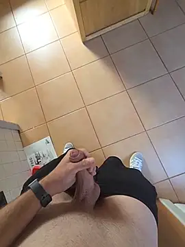 Snapshot of alexcasaress chatting on 06.11.26 alexcasaress online show from 06.11.26