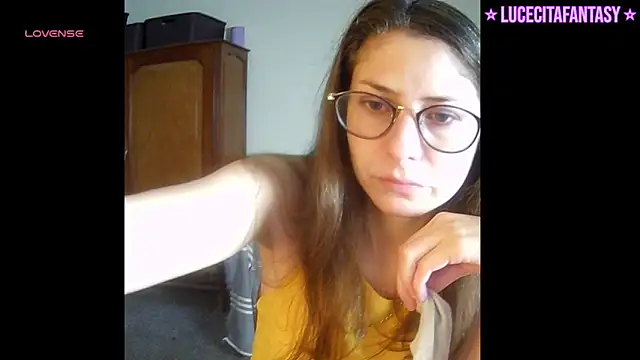 lucecitafantasy2 online show from 04.22.26