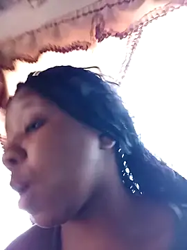 Snapshot of cindyxxx1 chatting on 12.03.25 cindyxxx1 online show from 12.03.25