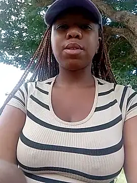 Snapshot of cindyxxx1 chatting on 02.26.26 cindyxxx1 online show from 02.26.26