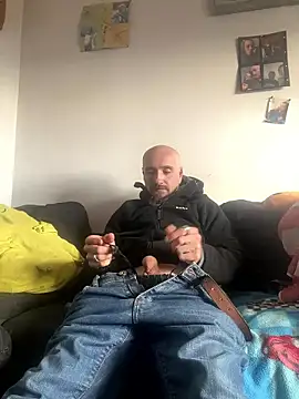 Snapshot of branleurbidu90 chatting on 01.16.26 branleurbidu90 online show from 01.16.26