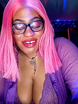 Snapshot of AmazonianMistress chatting on 01.03.25 AmazonianMistress online show from 01.03.25