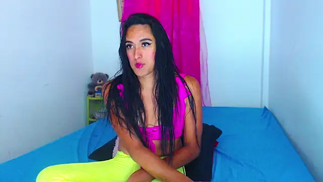 Snapshot of misss_estrella chatting on 02.13.26 misss estrella online show from 02.13.26