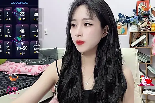  LLisa  online show from 12.21.24