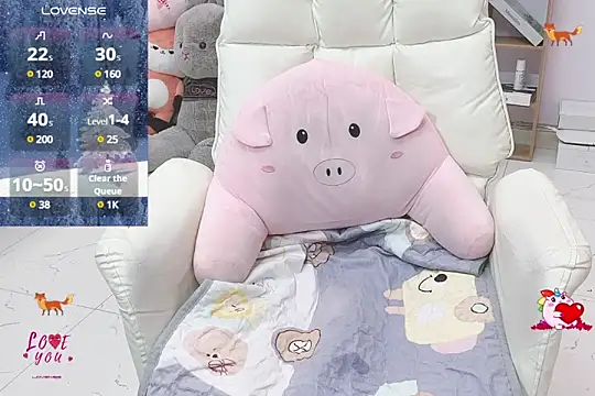  LLisa  online show from 01.11.25