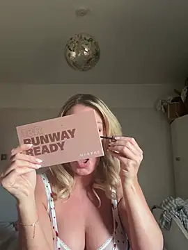 JodiSands online show from 01.25.25