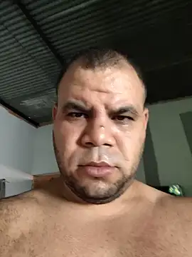 Snapshot of Evert_hairyboy chatting on 05.30.26 Evert hairyboy online show from 05.30.26