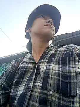 2HotAsain4u online show from 03.22.25