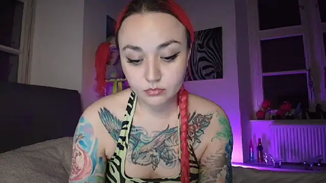 PinkHurricaneOfficial online show from 03.21.25