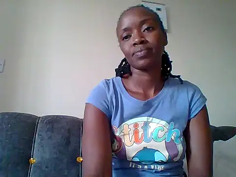 Snapshot of sexy_darleen23 chatting on 01.08.25 sexy darleen23 online show from 01.08.25