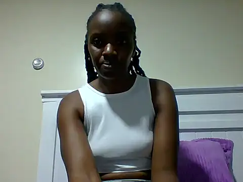 Snapshot of sexy_darleen23 chatting on 01.13.25 sexy darleen23 online show from 01.13.25