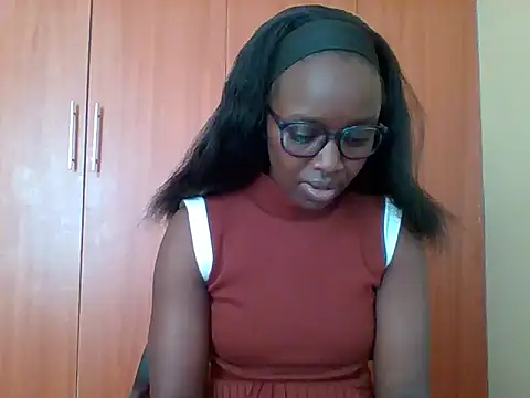 Snapshot of sexy_darleen23 chatting on 06.22.26 sexy darleen23 online show from 06.22.26
